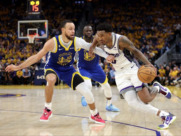 Malik Monk et De’Aaron Fox mènent les Kings devant les Warriors pour forcer le match 7