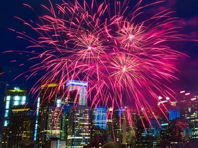 Feux d'artifice de la fête du Canada à Calgary.