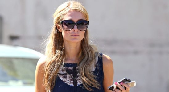 Paris Hilton fait ses adieux après la mort de son chihuahua bien-aimé, qui a aidé à lancer la tendance Dogs In Purse