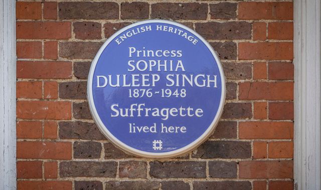 Princesse indienne suffragette commémorée avec une plaque bleue