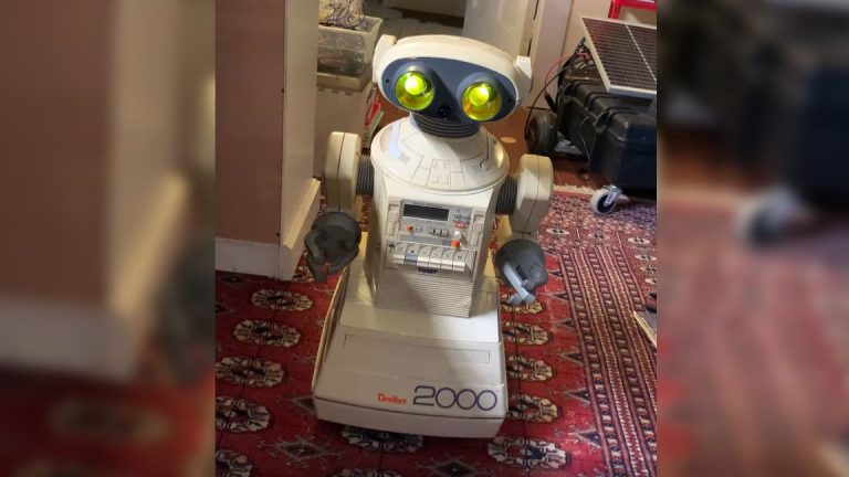 Raspberry Pi met à jour l’Omnibot des années 1980 avec l’IA et l’apprentissage automatique