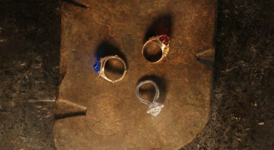 Rings of Power avait une `` équipe de bague '' pour que les bagues réelles de la série aient l'air bien