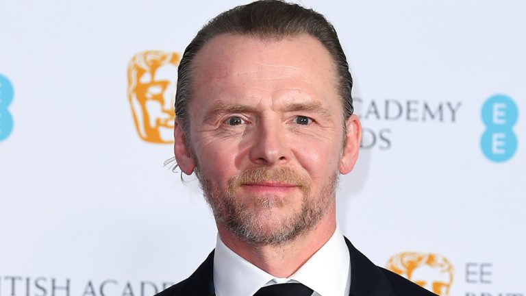 Simon Pegg a caché l'alcoolisme dans l'ensemble "Mission : Impossible" : "Vous apprenez à le faire sans que personne ne s'en aperçoive"
	
	
