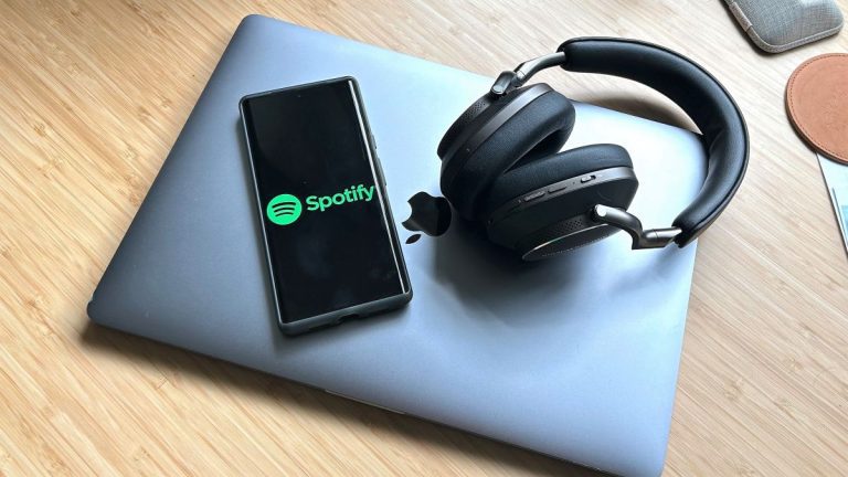 Spotify pourrait utiliser des voix générées par l’IA pour vous lire des publicités personnalisées