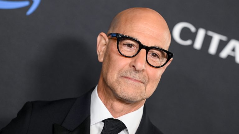 Stanley Tucci est « assez confiant » L'émission de voyage annulée « Recherche de l'Italie » trouvera une nouvelle maison Les plus populaires doivent être lus Inscrivez-vous aux bulletins d'information sur les variétés
	
	
