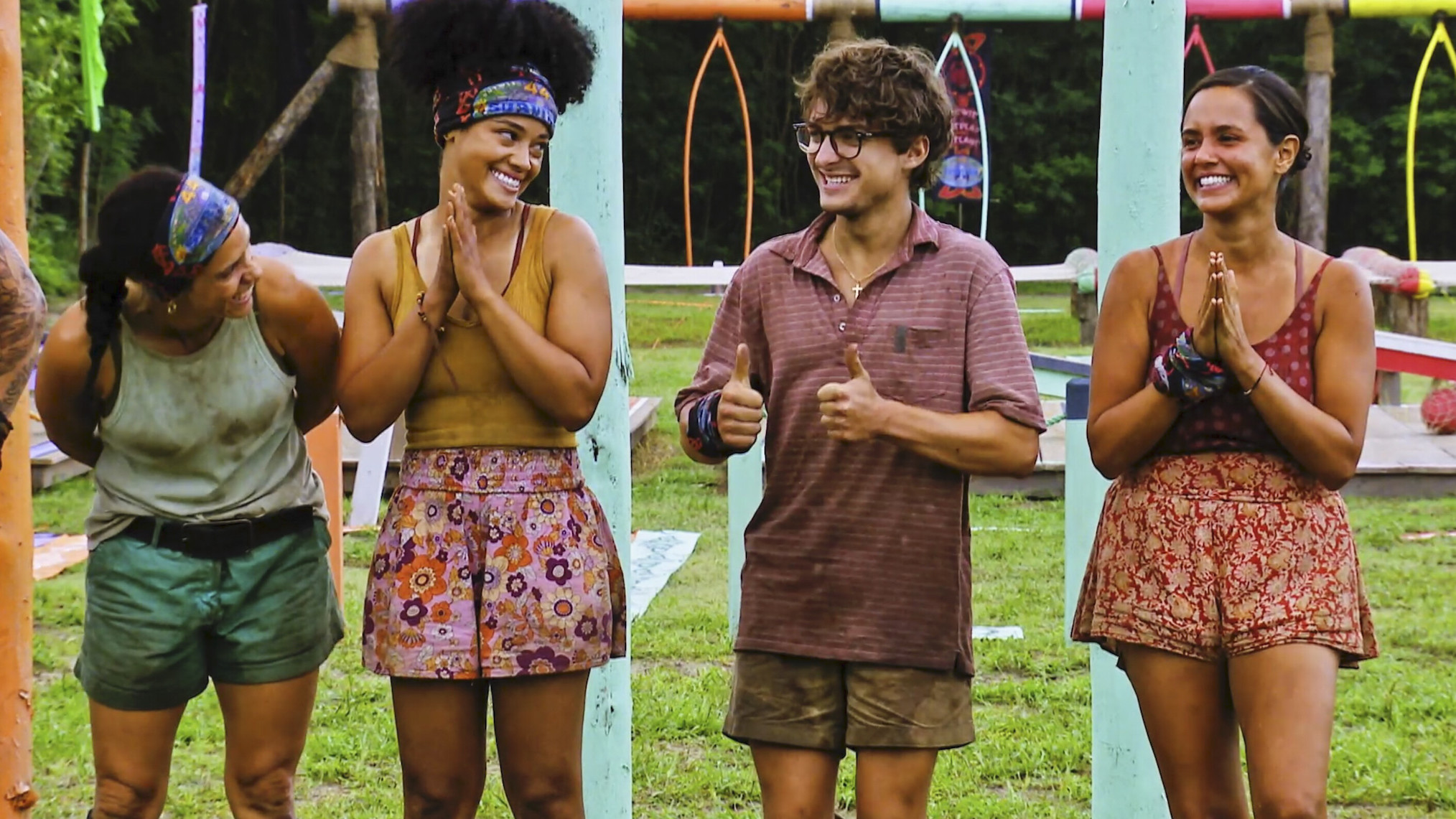 Heidi Lagares-Greenblatt, Lauren Harpe, Carson Garrett et Jaime Lynn Ruiz dans 'Survivor' Saison 44 Episode 10