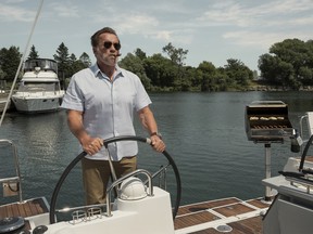 Arnold Schwarzenegger joue le rôle de Luke Brunner dans FUBAR.