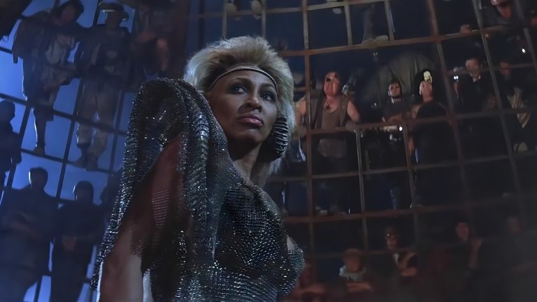 Tina Turner, musicienne légendaire et star de Mad Max Beyond Thunderdome, est décédée à 83 ans
