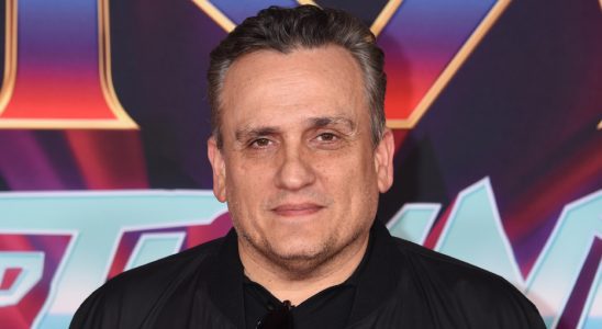 « Tout le monde devrait avoir peur de l'IA » : alors que les scénaristes frappent le débat sur la technologie, le cinéaste du MCU Joe Russo émet un avertissement que les plus populaires doivent lire