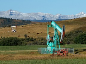 Pumpjacks en Alberta.