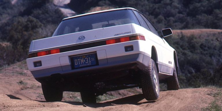 Voir les photos de la Subaru XT 4WD Turbo 1985