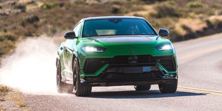 Voir les photos du Lamborghini Urus Performante 2023