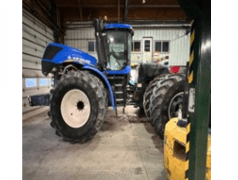 Vol de 350 000 $ : « Qui entre dans le champ d’un agriculteur et vole un tracteur ? »