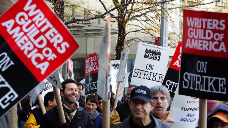 Writer's Strike 2007 WGA