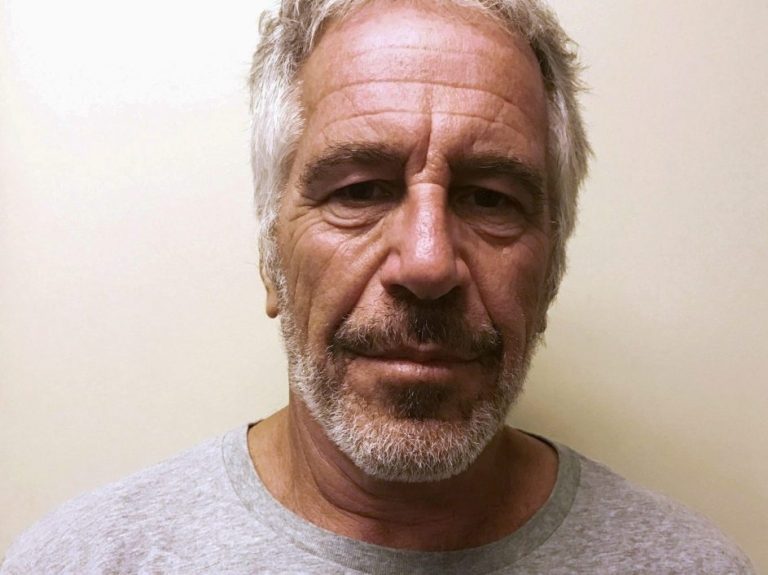 Jeffrey Epstein était obsédé par les dents et avait des relations sexuelles avec jusqu’à sept adolescents par jour