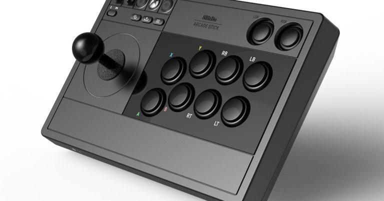 Le Xbox Arcade Stick de 8BitDo arrive juste à temps pour Street Fighter 6
