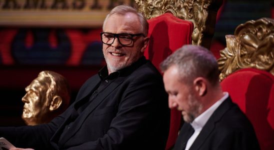 Taskmaster trouve son champion de la saison 15 dans une finale bizarre