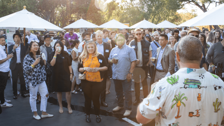 Que cette fête commence !  Organisez votre propre événement After Hours chez Disrupt