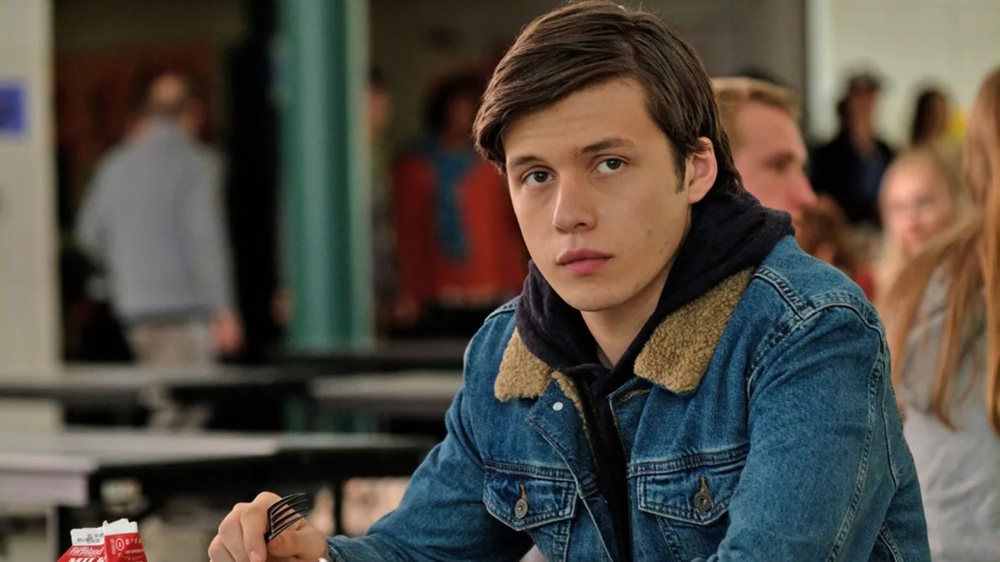 Nick Robinson comme Simon amoureux, Simon