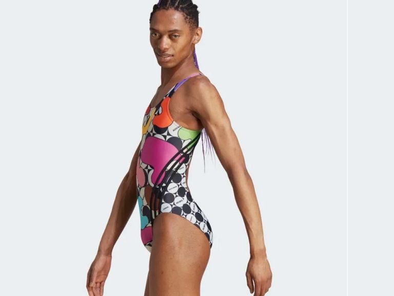 Le maillot de bain pour femme « Pride 2023 » d’Adidas semble avoir été modelé par un homme