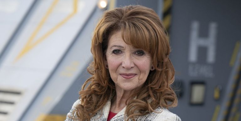 Doctor Who confirme le retour de Bonnie Langford pour la série 14
