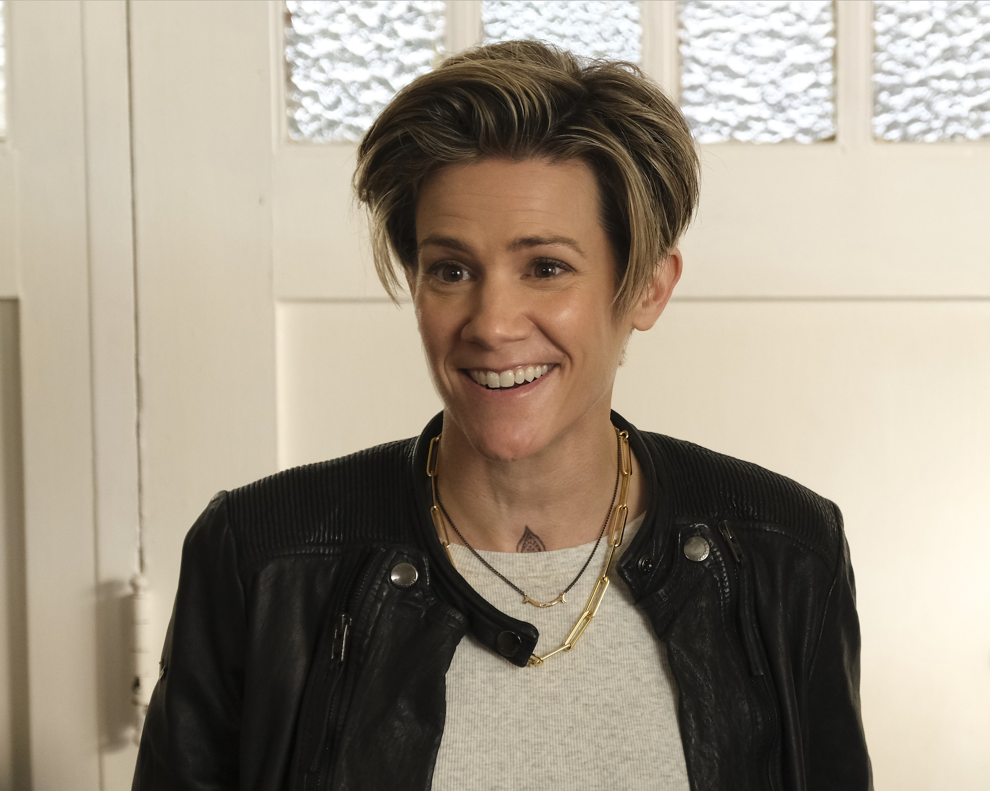 Cameron Esposito dans 