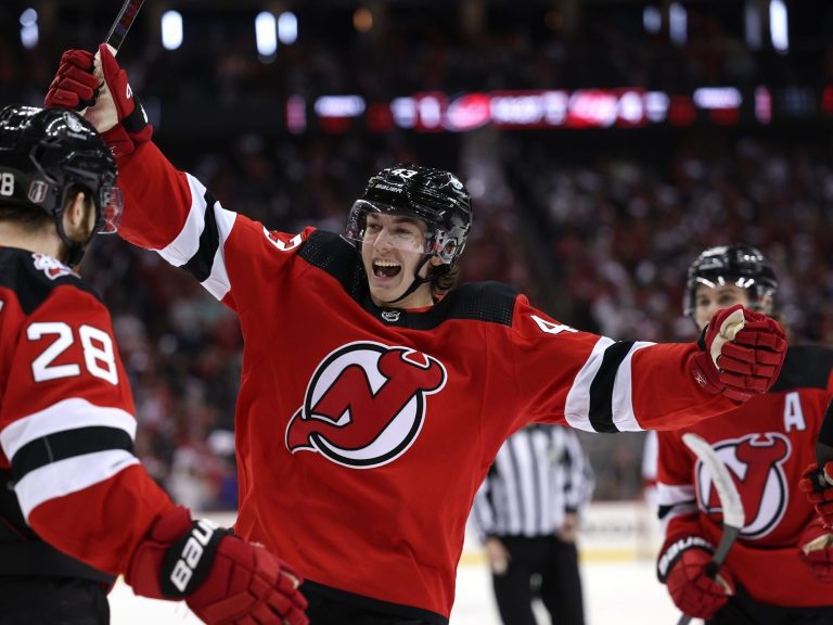 Les Blue Jackets de Columbus acquièrent Damon Severson des Devils après avoir signé un contrat de huit ans