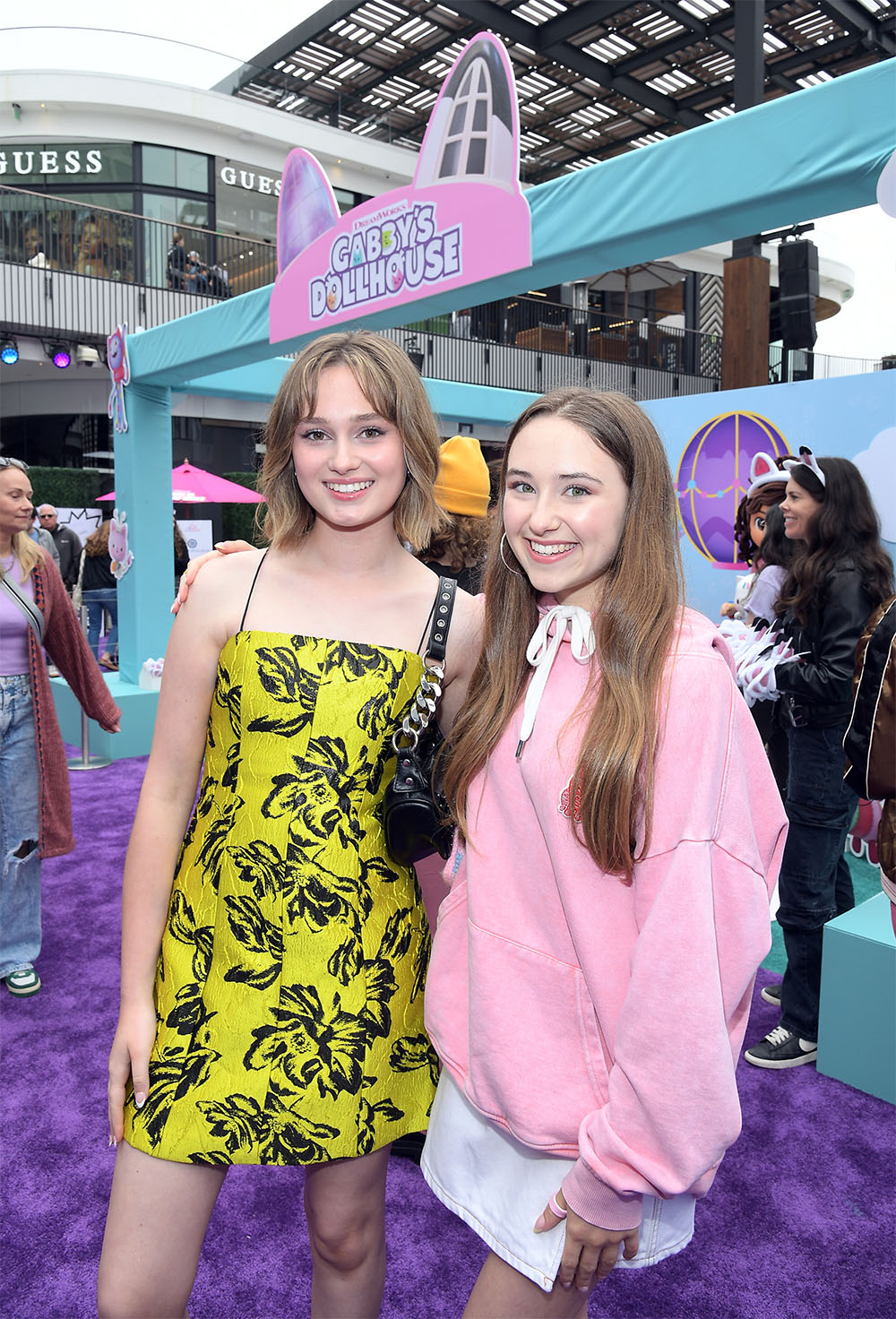 Audrey Grace Marshall et Kensington Tallman assistent à The Hollywood Reporter Kids !  Power Celebration le 10 juin 2023 à Westfield Century City à Los Angeles, Californie.