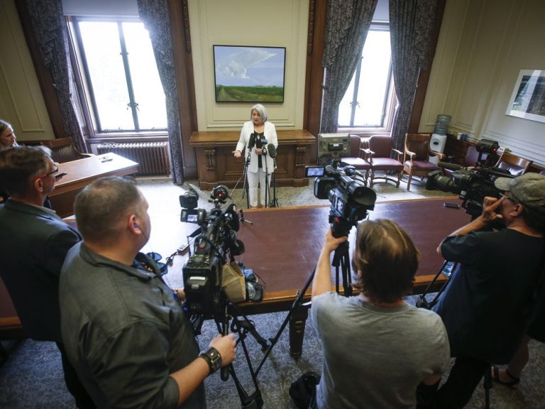 La gouverneure générale veut aider les deux parties au débat sur la statue du Manitoba à se comprendre