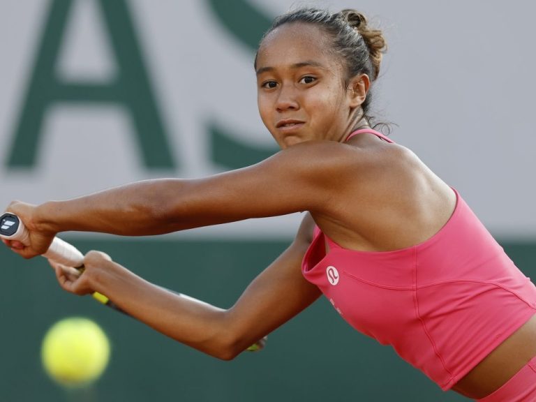 La Canadienne Leylah Fernandez et son partenaire américain Townsend accèdent à la finale du double à Roland-Garros