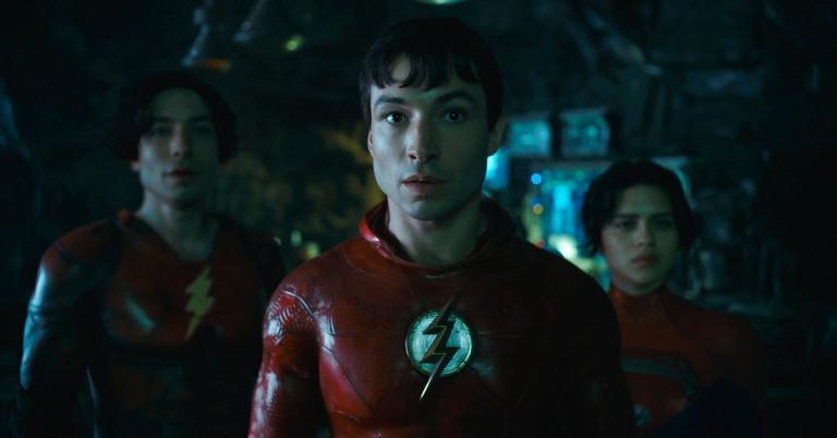  Qui a tué la mère de Barry Allen dans The Flash ?  Découvrez le flash inversé.
