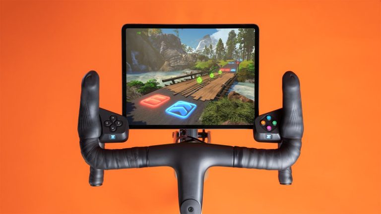 Les premiers contrôleurs de Zwift transforment votre vélo d’intérieur en un jeu vidéo