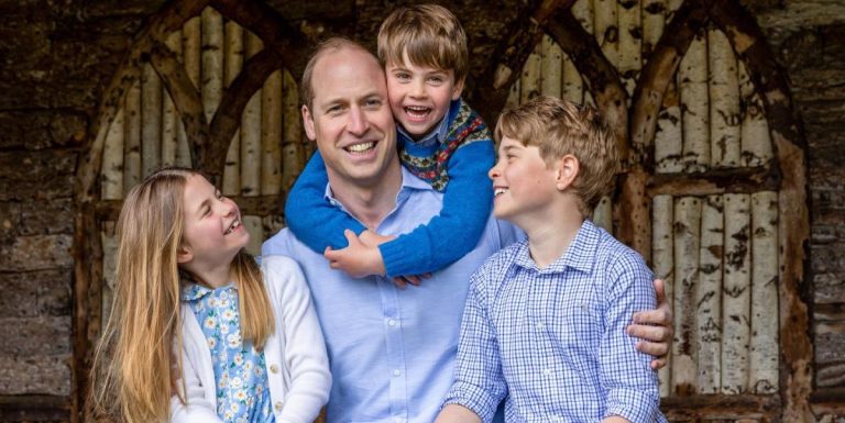 Le prince William et les enfants du Pays de Galles sont tous souriants sur une adorable photo de la fête des pères