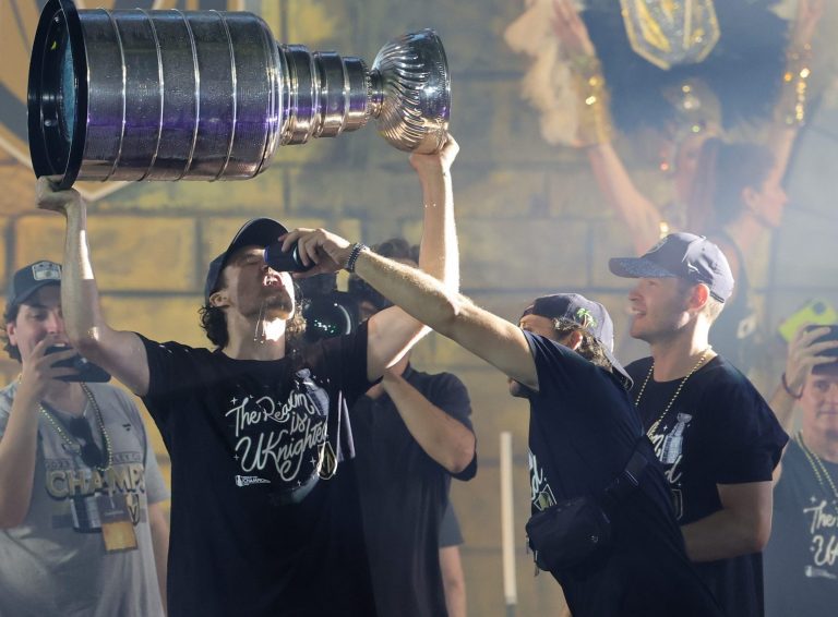 Les travailleuses du sexe de Vegas offrent une orgie gratuite aux Golden Knights vainqueurs de la Coupe Stanley