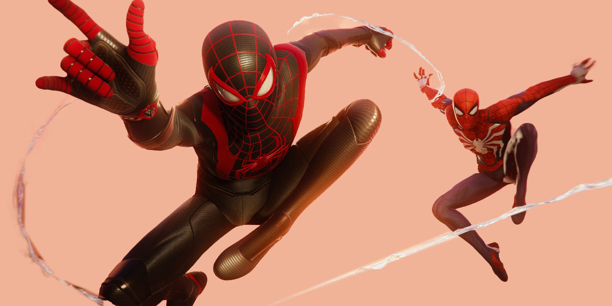 Peter Parker Spider-Men et Miles Morals dans leurs costumes se balançant sur des toiles