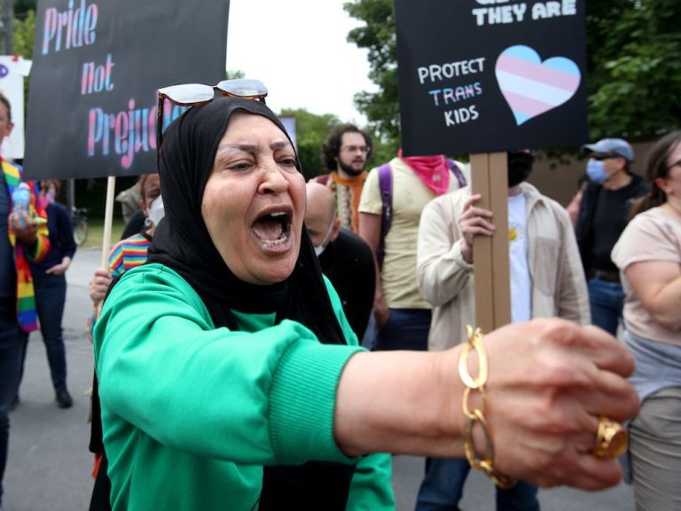 Rahim Mohamed: les multiculturalistes confus alors que la modestie musulmane se heurte à la fierté