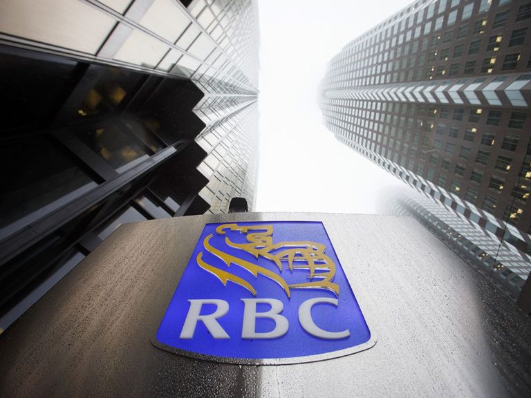 RBC fait face à des pressions pour renforcer son capital après que le chien de garde bancaire a augmenté le tampon