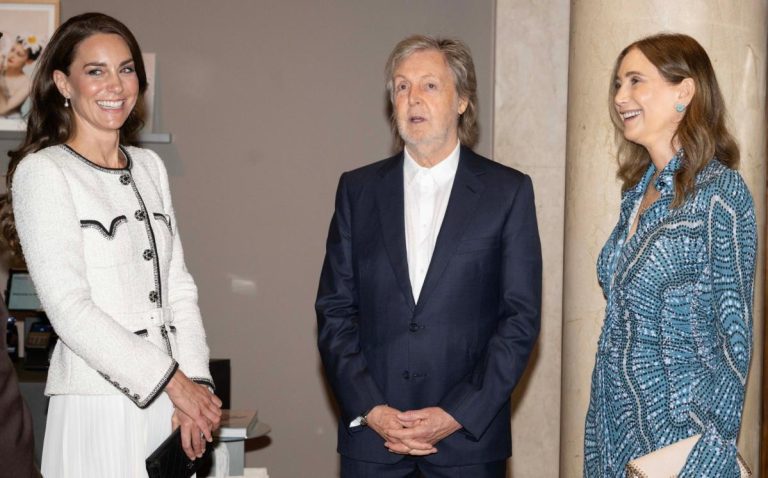 La princesse de Galles rigole alors que Sir Paul McCartney plaisante sur son mariage avec un écart d’âge