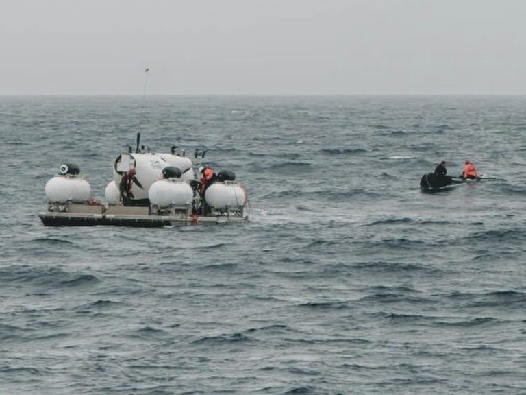 UN NOUVEL ESPOIR?  Un avion canadien détecte un bruit sous-marin lors d’une recherche secondaire sur le site du Titanic