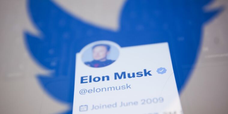 Musk a refusé de payer les primes annuelles promises aux employés de Twitter, selon le procès