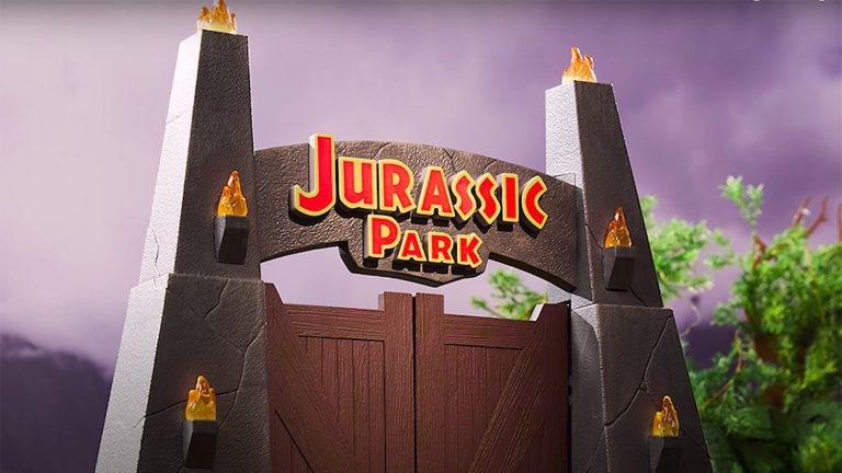 Cool Stuff: Mattel dévoile les portes de Jurassic Park à collectionner dans le cadre d'un nouveau projet financé par la foule
