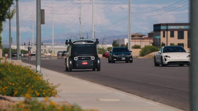 Zoox commence à tester des robotaxis sur la voie publique à Las Vegas