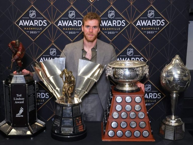 Cotes du joueur le plus utile de la LNH 2023-24 : Connor McDavid favori pour remporter le trophée Hart n° 4