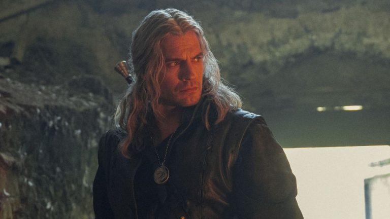 Pourquoi Henry Cavill quitte-t-il The Witcher ?