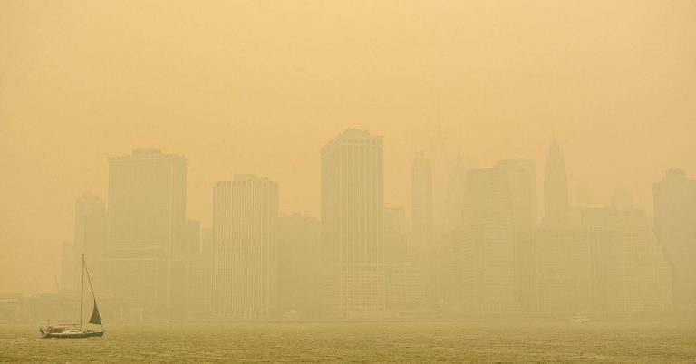 À quoi ressemblait la ville de New York étouffée dans la fumée d’un feu de forêt