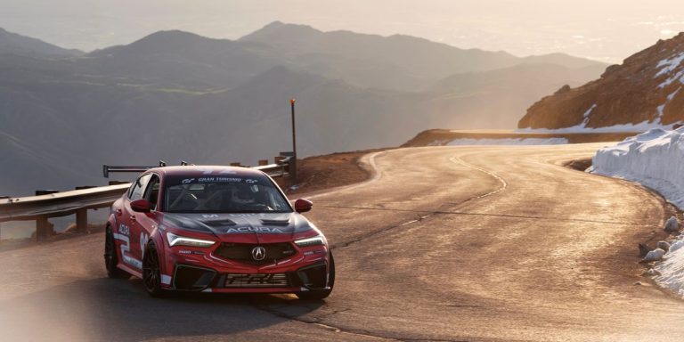 Acura Integra Type S Racing 2024 dans la 101e course de côte de Pikes Peak