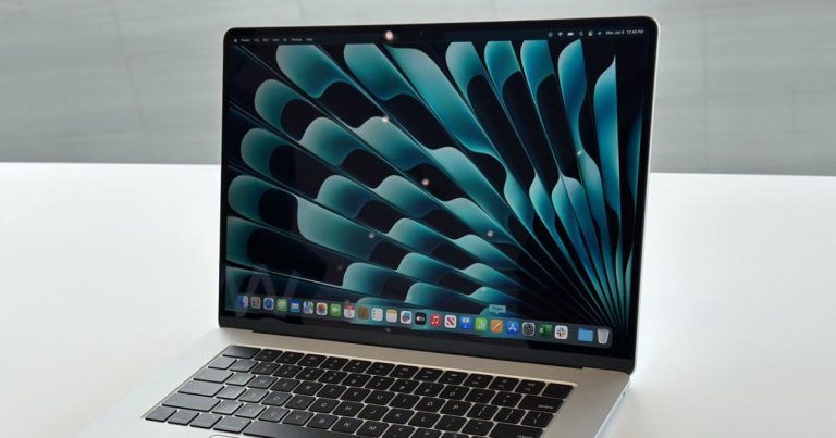 Aperçu Apple MacBook Air 15 pouces : Alimentation portable