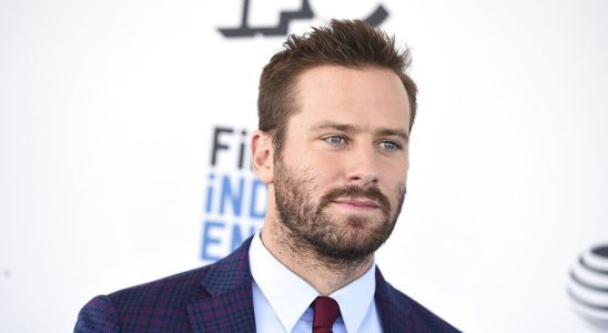 Armie Hammer ne fera pas l'objet d'accusations d'agression sexuelle dans l'affaire LA Les plus populaires doivent être lus