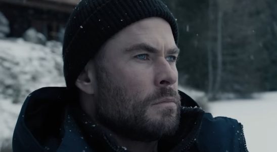 Chris Hemsworth démystifie les rapports selon lesquels il prendrait une pause dans la révélation de la génétique d'Alzheimer