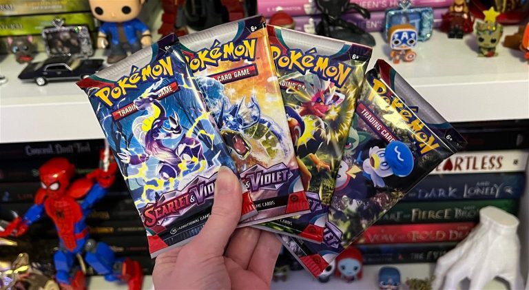 Comment ouvrir les cartes Pokemon TCG Scarlet et Violet